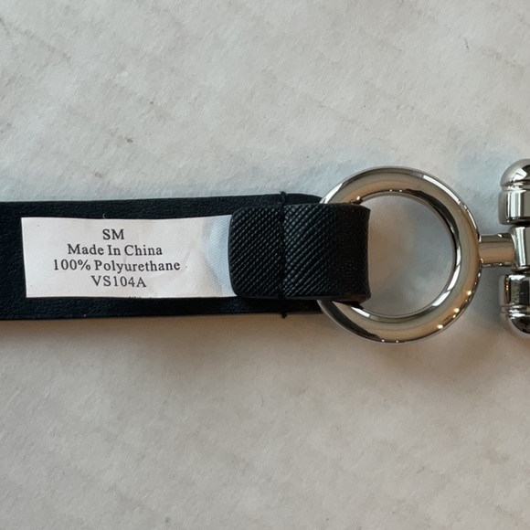 Via Spiga clasp adjustable belt, Black with silver clasp size small - Picture 6 of 7